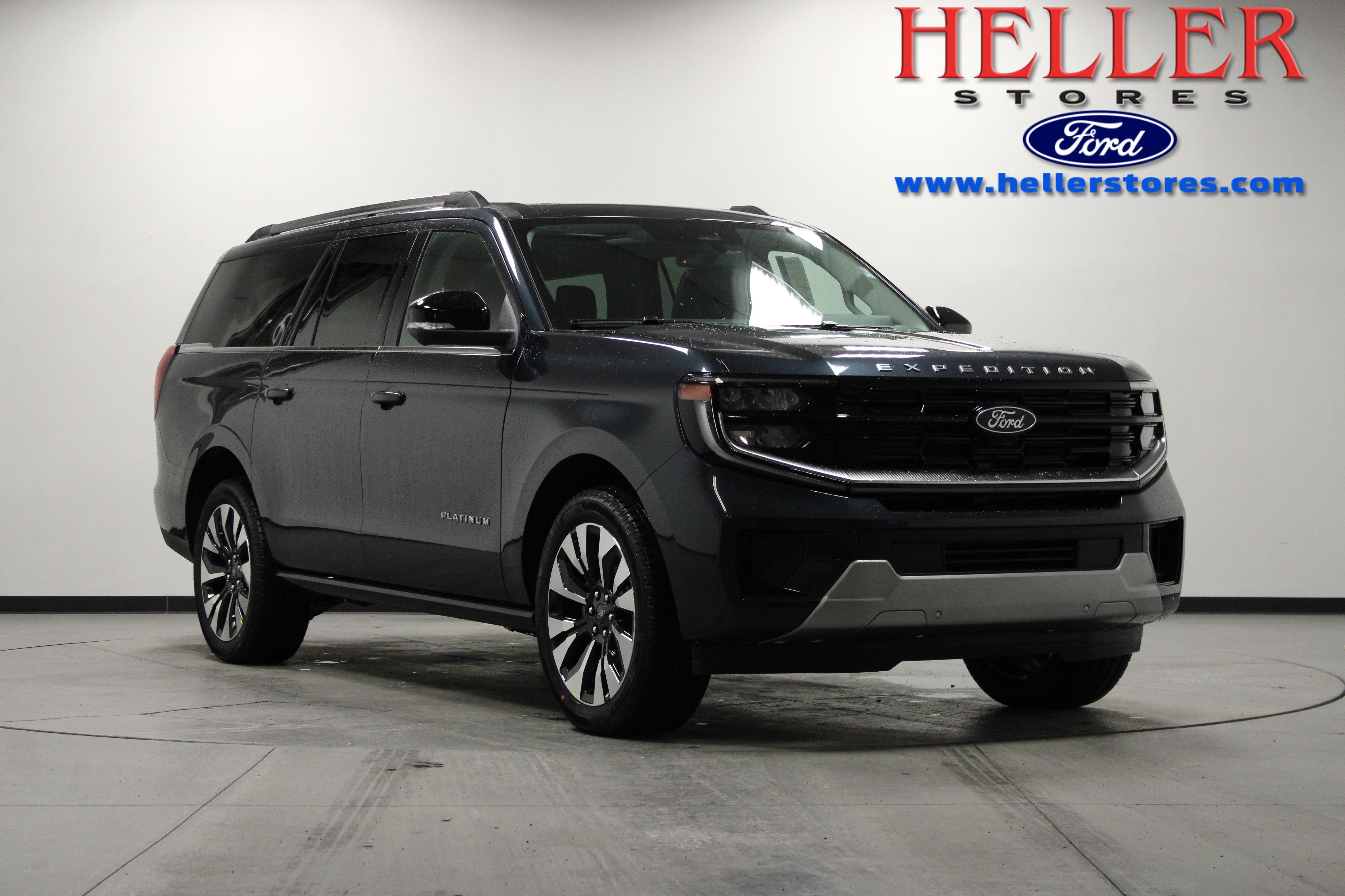 2026 Ford Expedition Platinum's photo