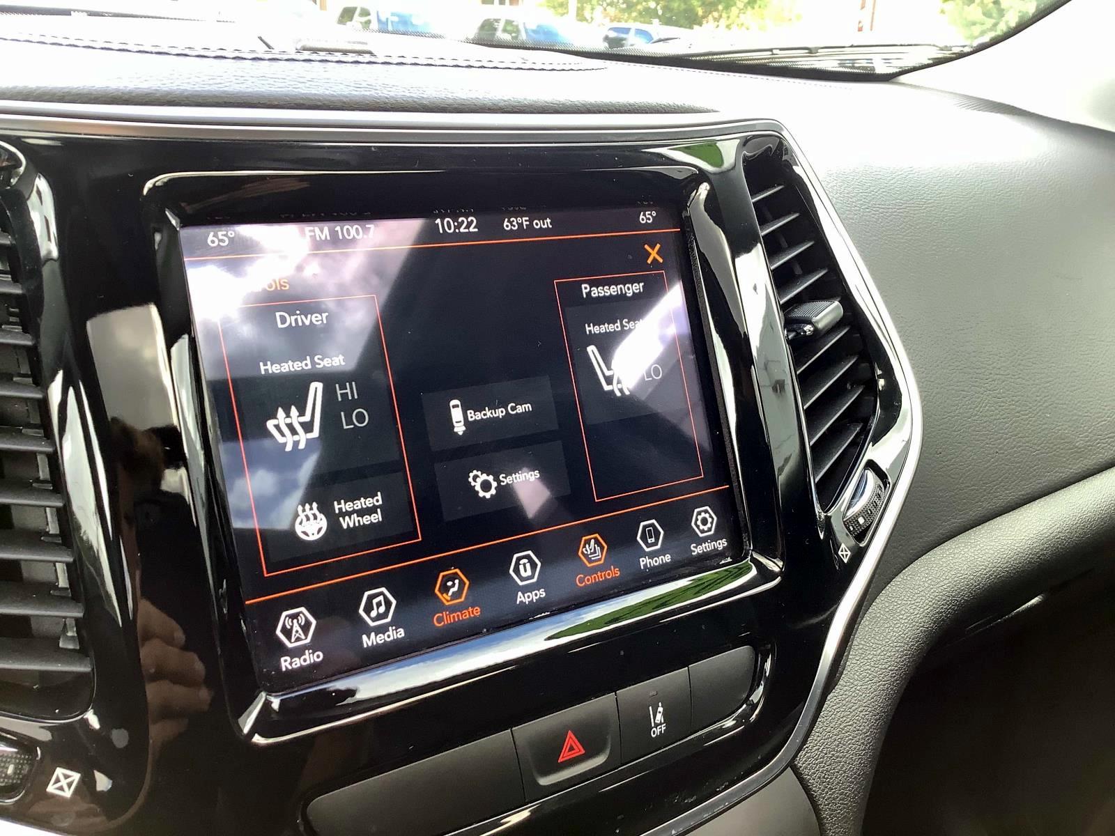 2022 Jeep Cherokee Limited photo 18