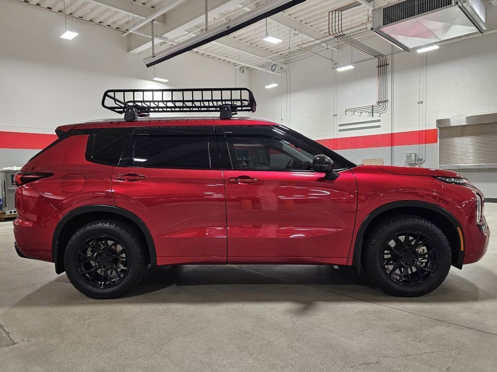 2023 Mitsubishi Outlander SEL photo 8