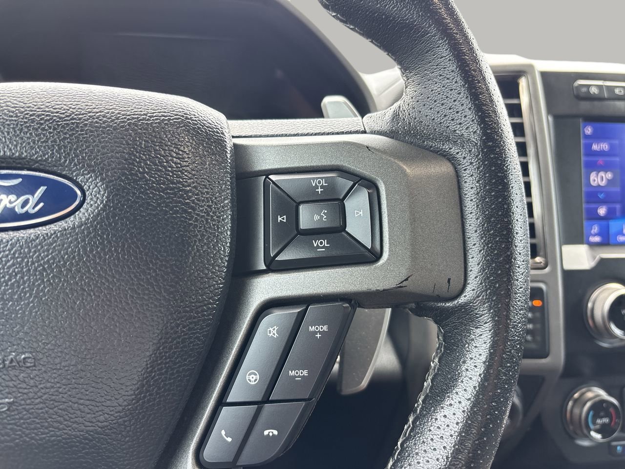 2020 Ford F-150 Raptor photo 26