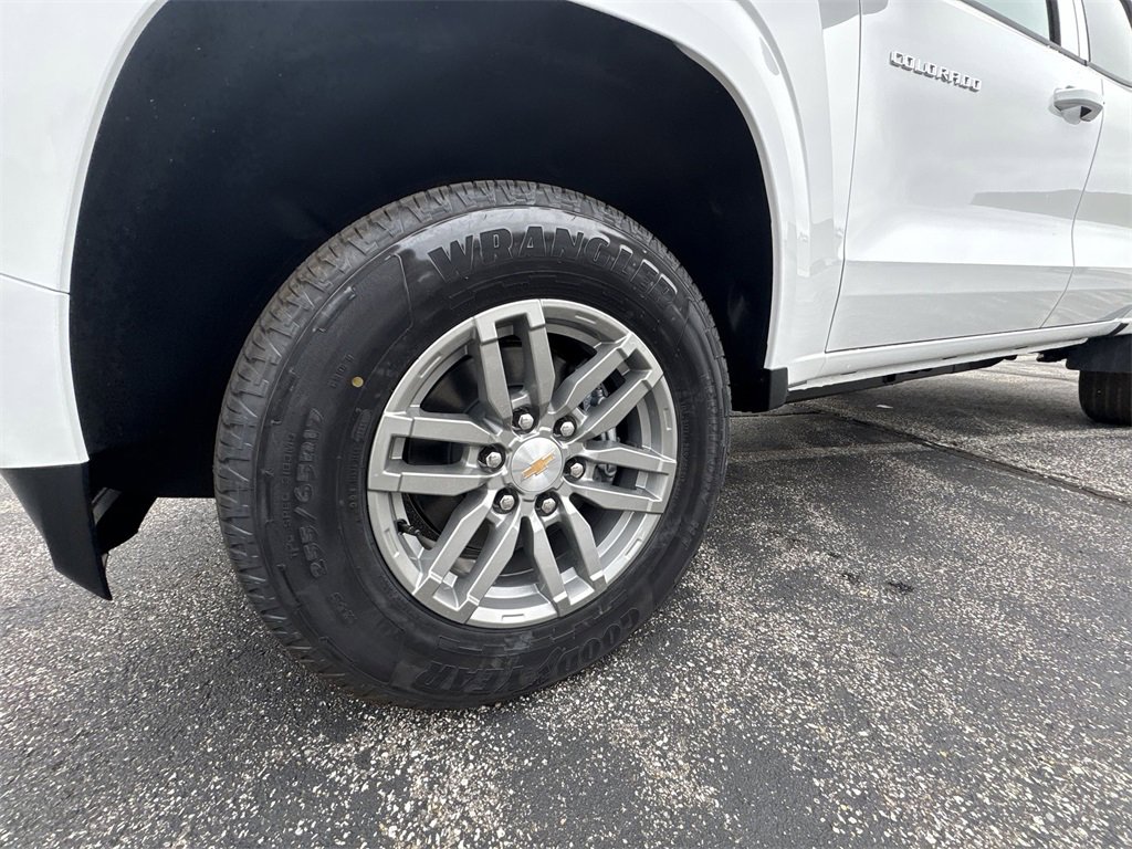 2026 Chevrolet Colorado LT photo 18