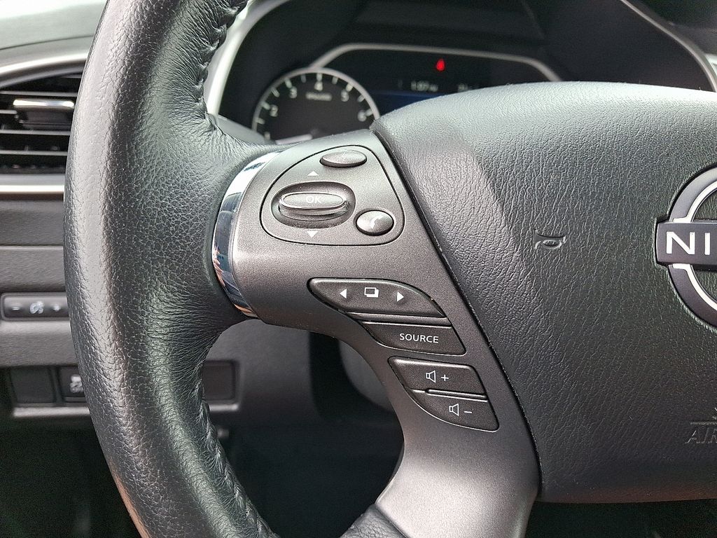 2023 Nissan Murano SV photo 19