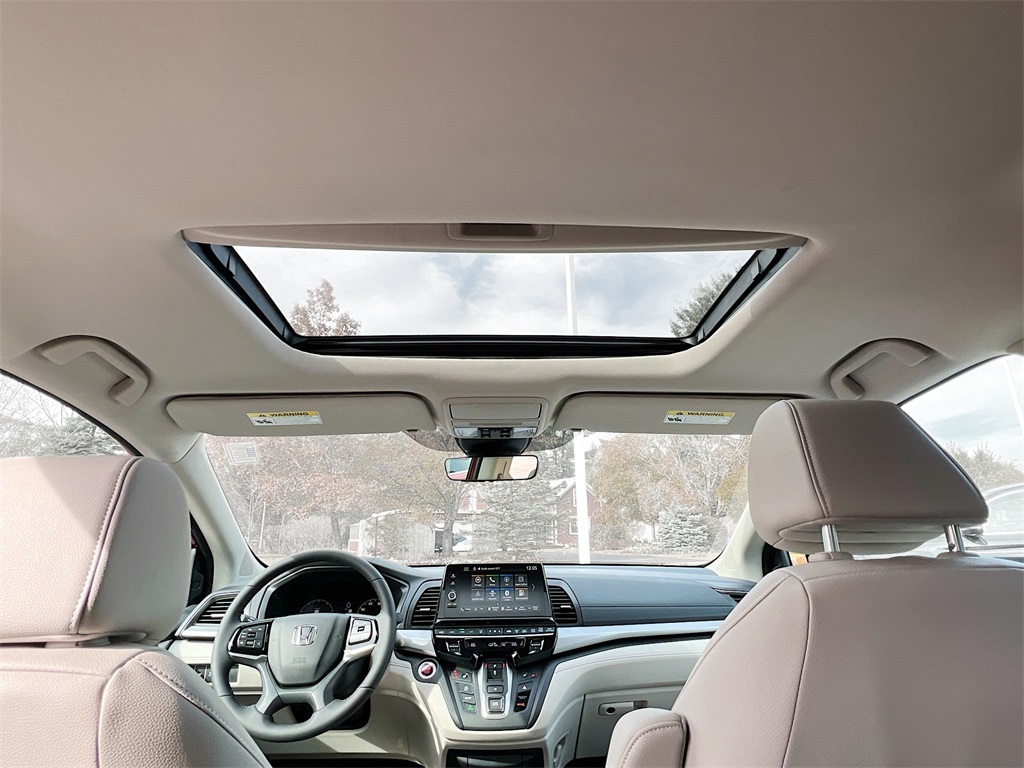 2026 Honda Odyssey EX-L photo 4