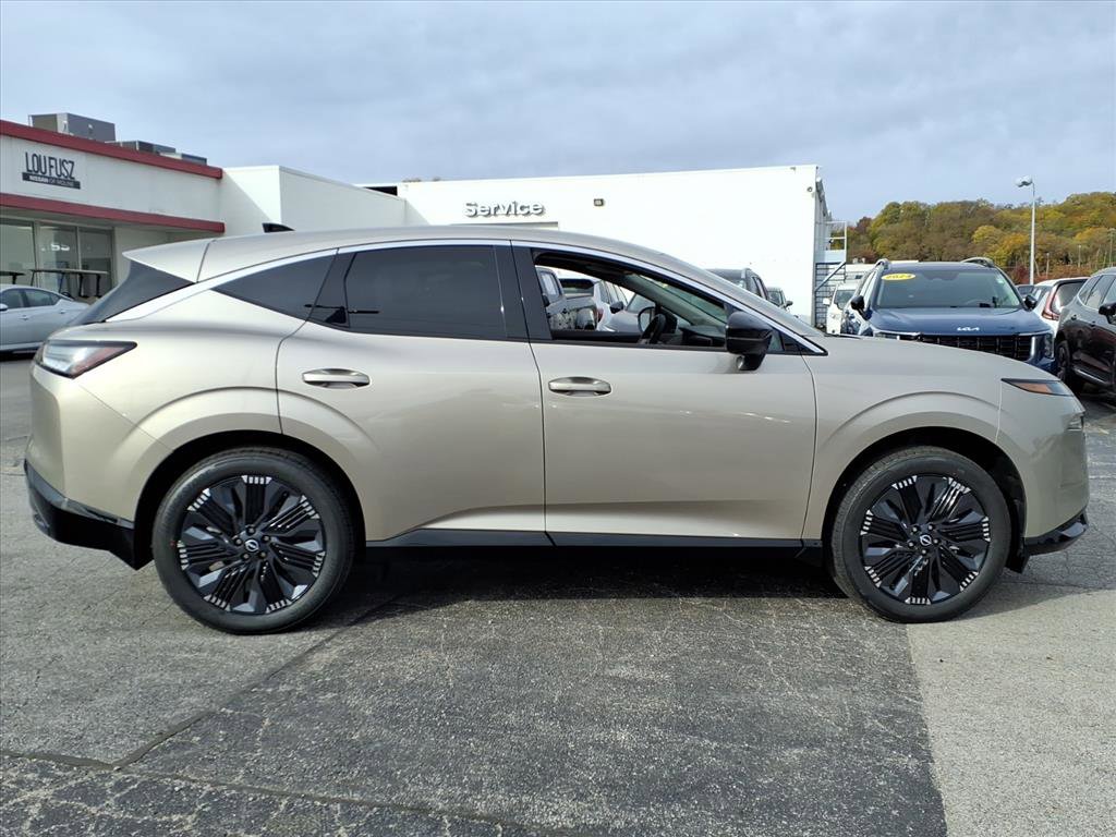 2026 Nissan Murano Platinum photo 2