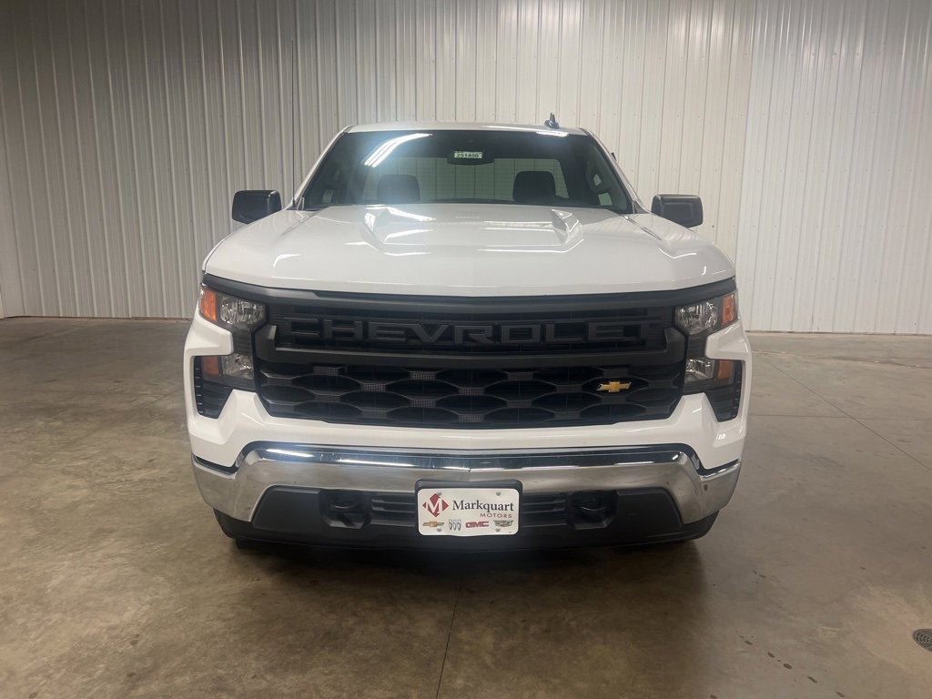 2025 Chevrolet Silverado 1500 photo 2