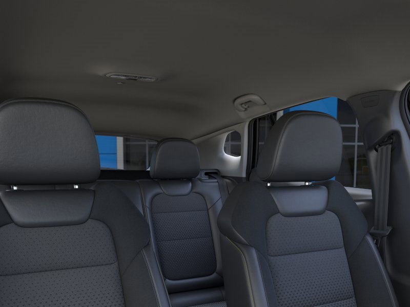 2025 Chevrolet Trax LT photo 22