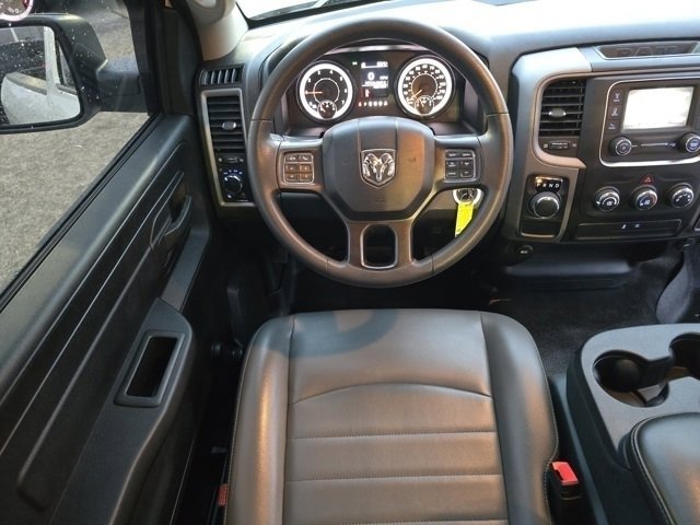 2022 Ram 1500 Classic photo 4