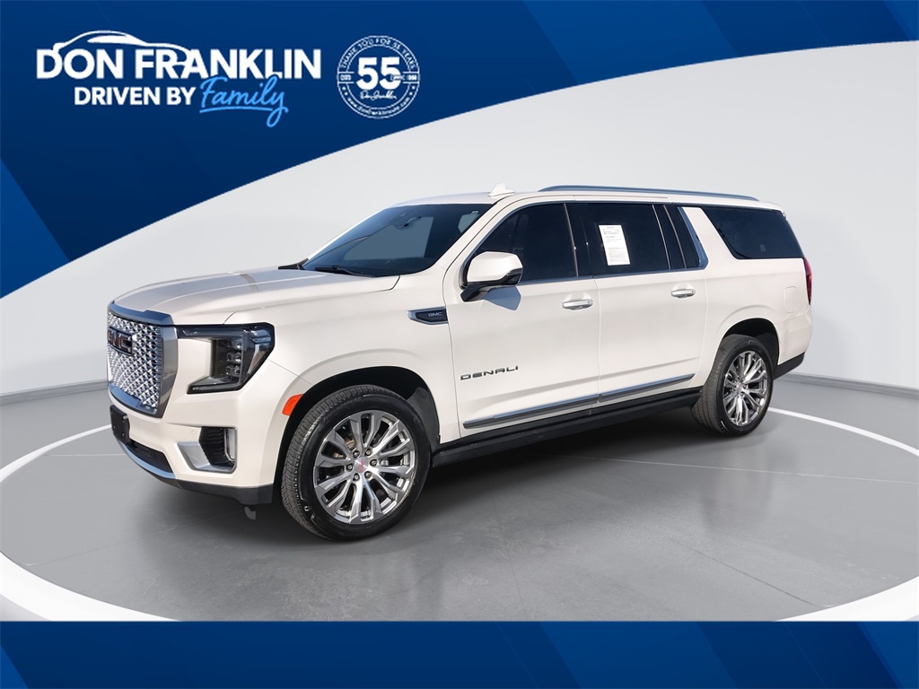 2021 GMC Yukon XL Denali's photo