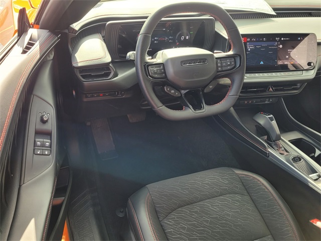 2025 Dodge Charger R/T photo 9