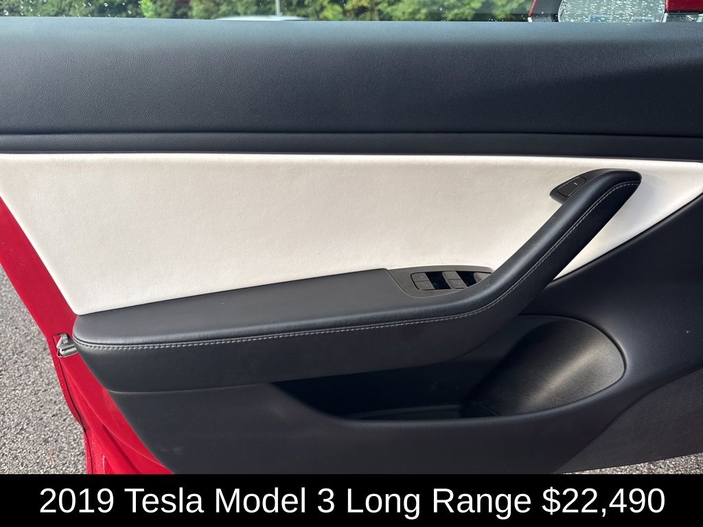 2019 Tesla Model 3 Long Range photo 12
