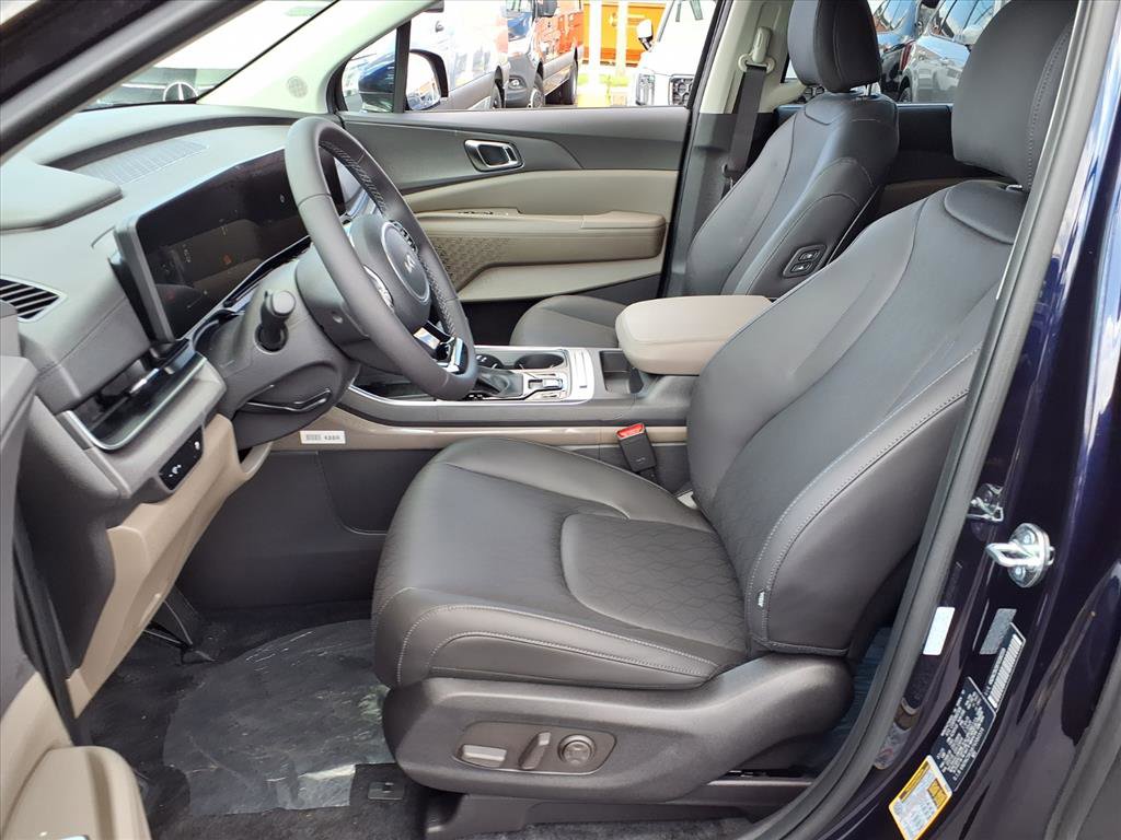 2026 Kia Carnival EX photo 2
