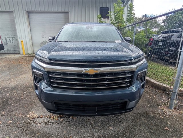 2026 Chevrolet Traverse photo 3