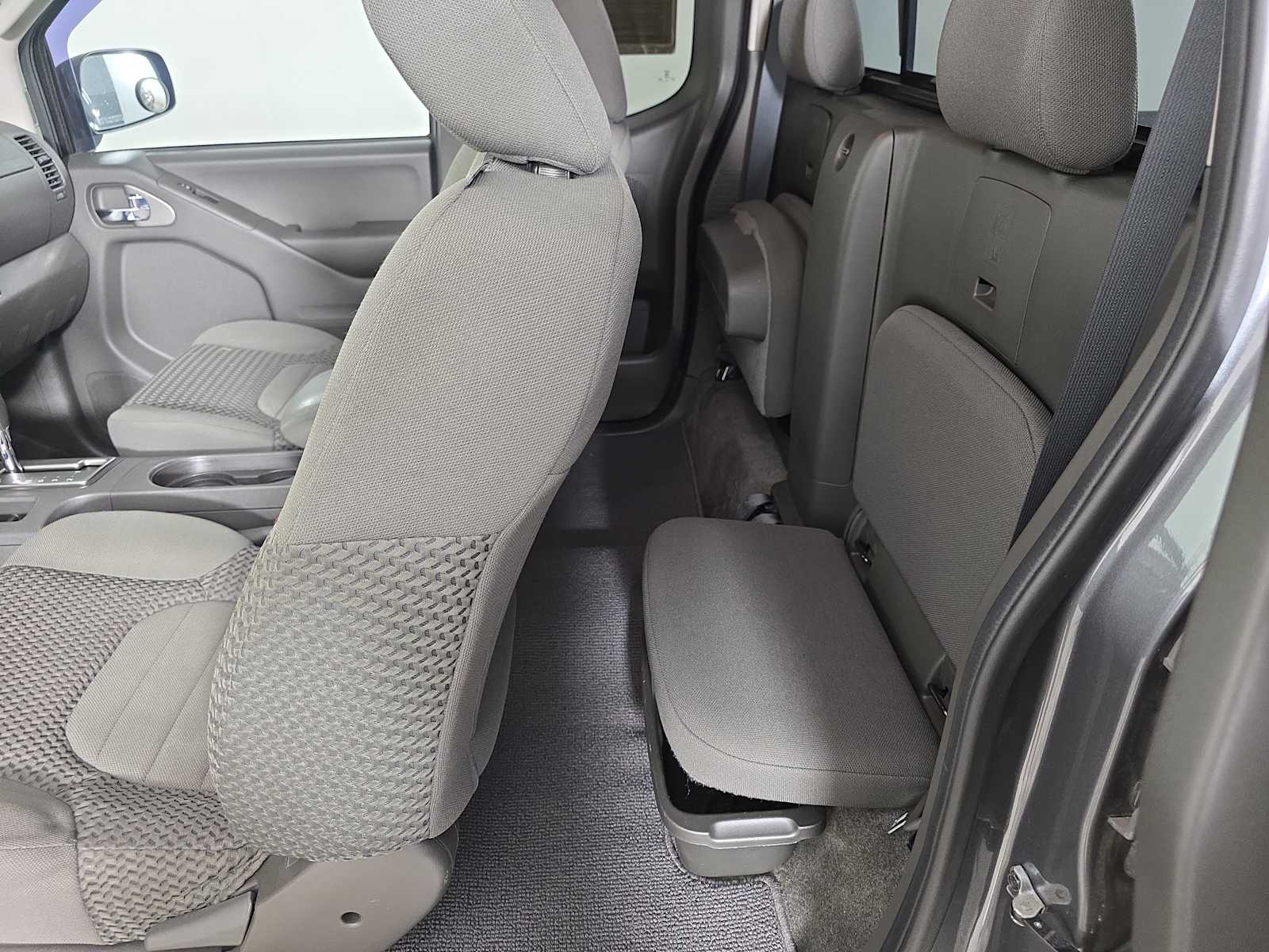 2018 Nissan Frontier SV photo 19