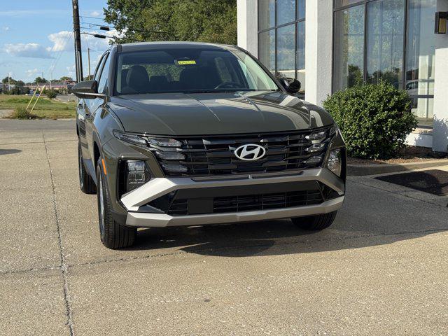 2025 Hyundai Tucson SE photo 18