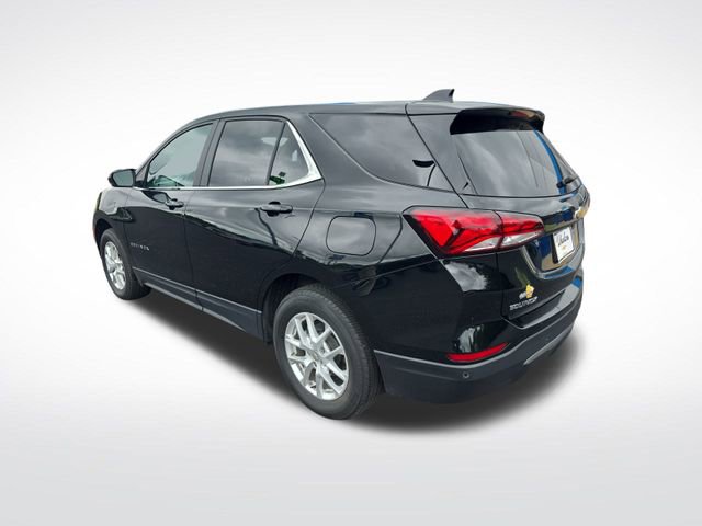 2024 Chevrolet Equinox LT photo 2