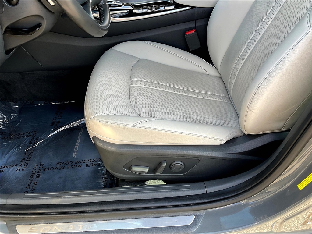 2022 Hyundai Sonata Hybrid Limited photo 34