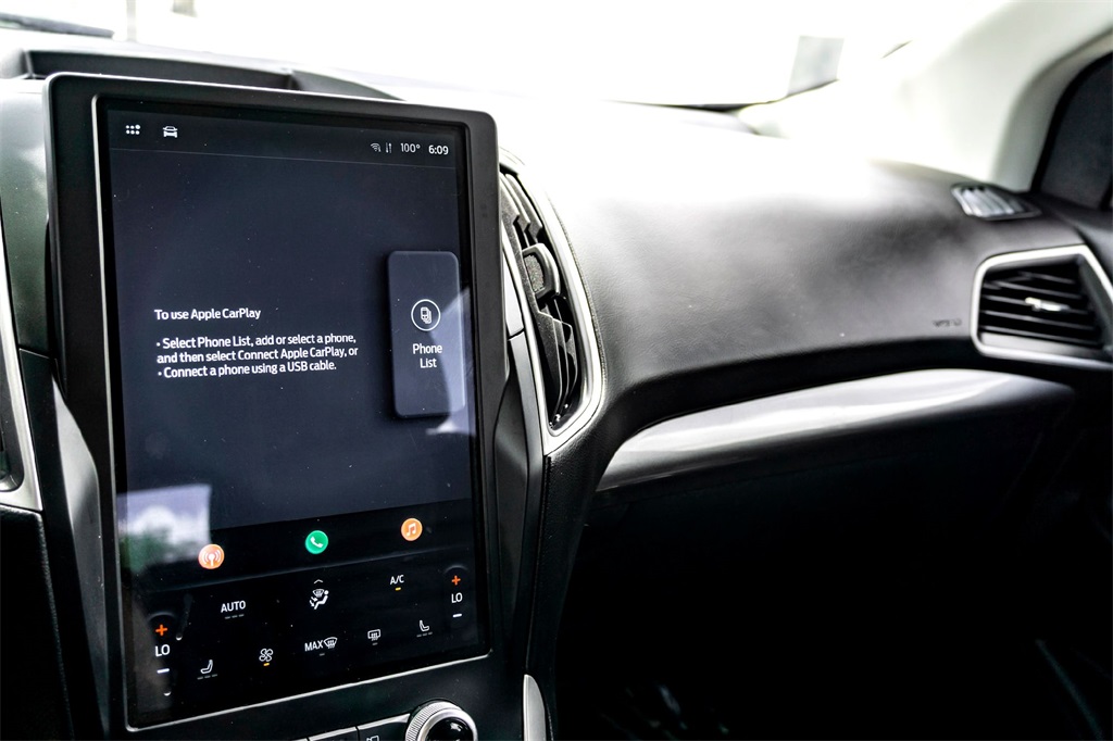 2024 Ford Edge SEL photo 20