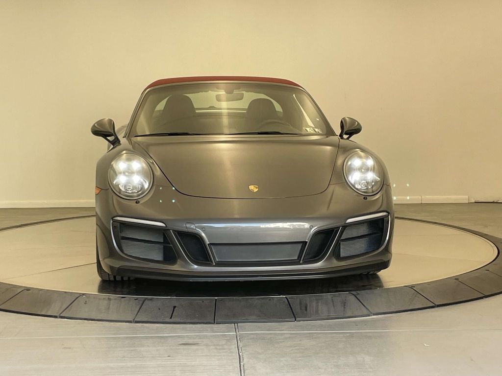 2017 Porsche 911 Targa 4 GTS photo 10