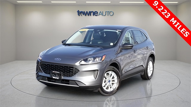 2022 Ford Escape Base's photo