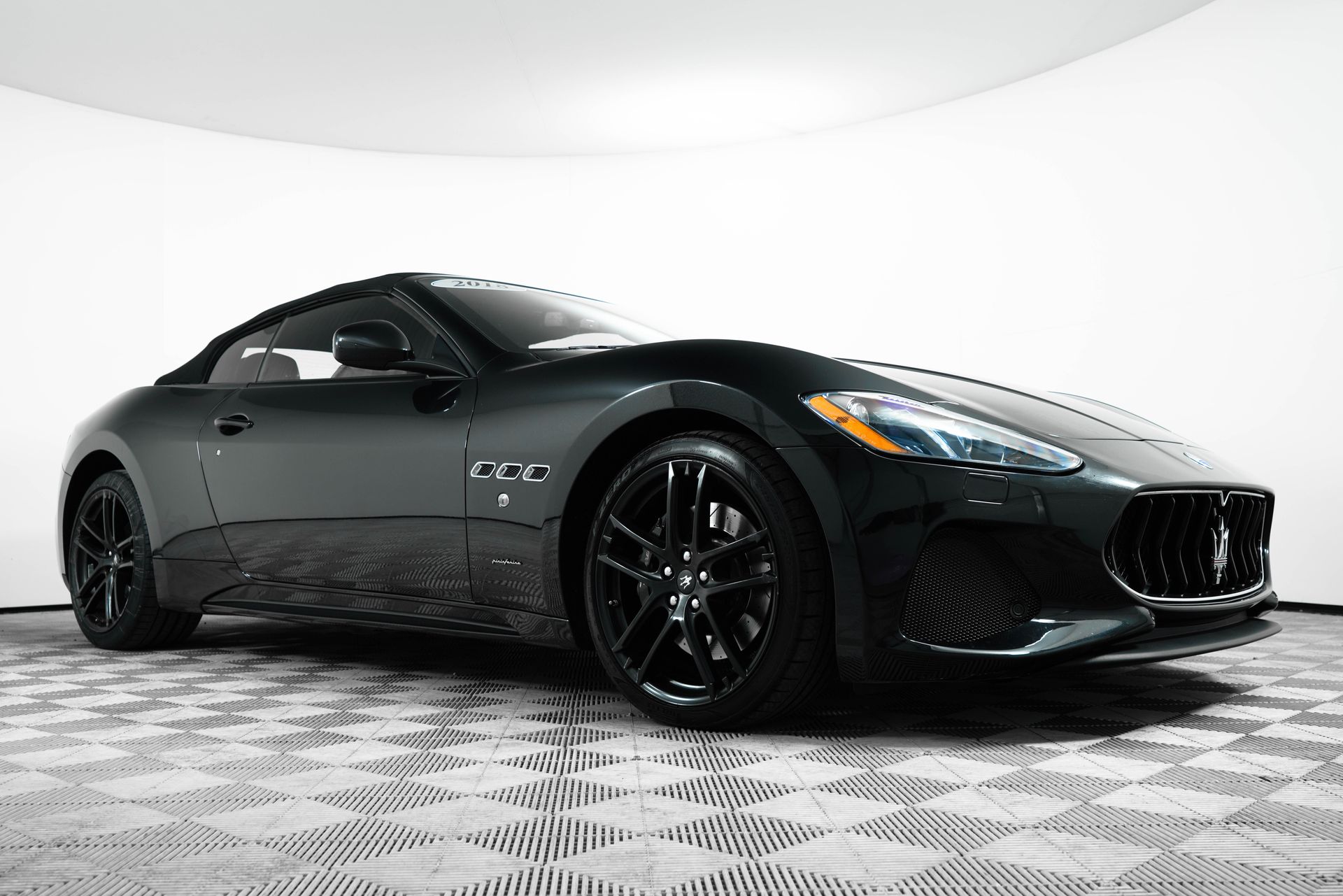 2018 Maserati Granturismo Sport photo 2
