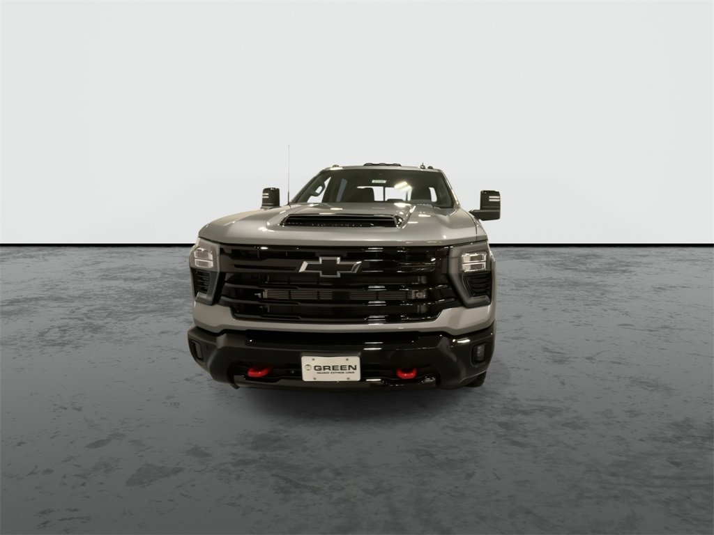 2026 Chevrolet Silverado 2500HD LT photo 3