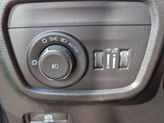 2025 Jeep Grand Cherokee Limited photo 22