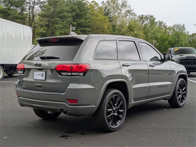 2020 Jeep Grand Cherokee Altitude photo 2