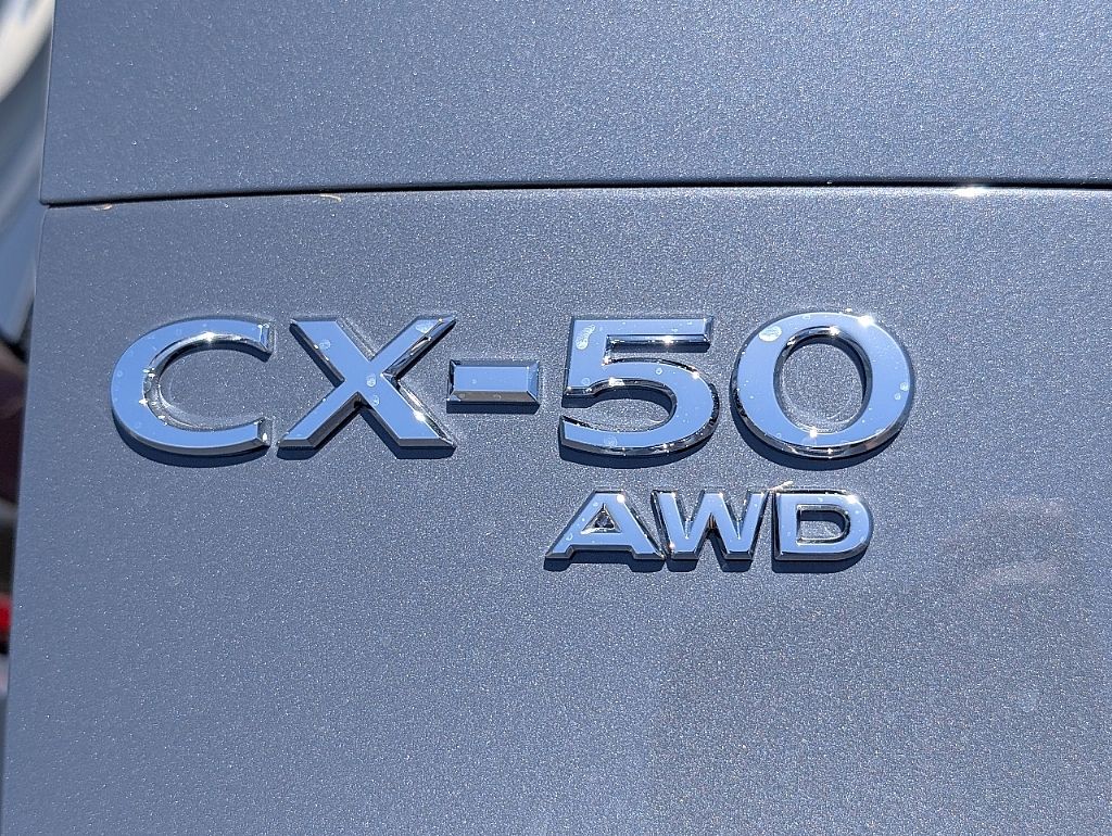 2025 Mazda CX-50 Premium Plus photo 11