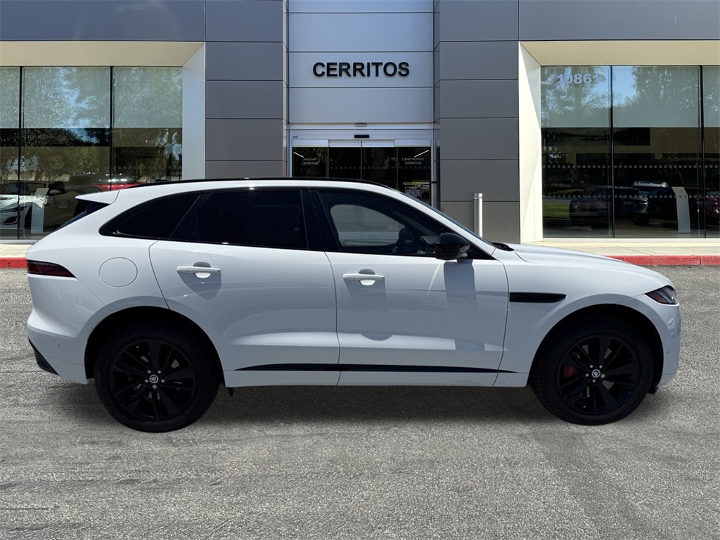 2024 Jaguar F-PACE P400 R-Dynamic S photo 4