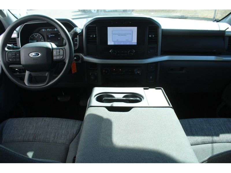 2023 Ford F-150 XLT photo 13