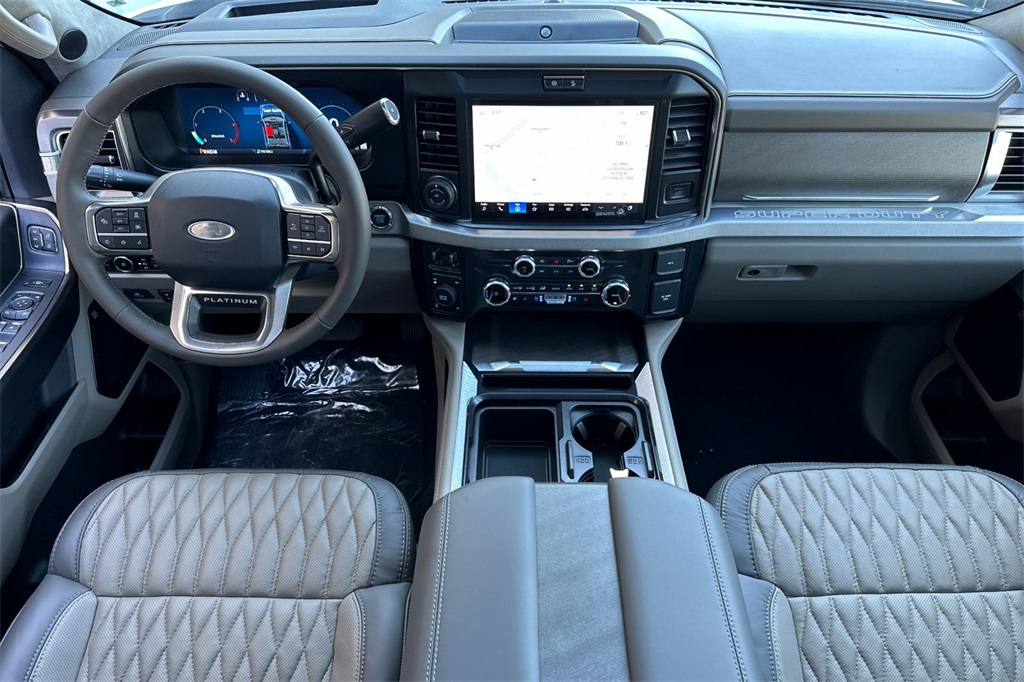 2025 Ford F-350 photo 13