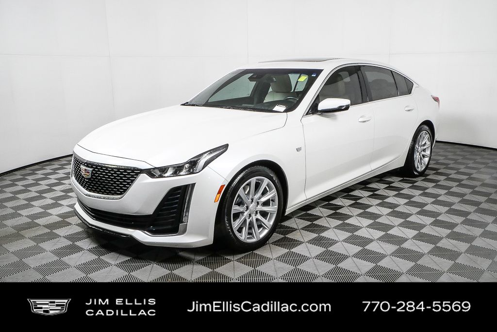 2022 Cadillac CT5 Luxury's photo