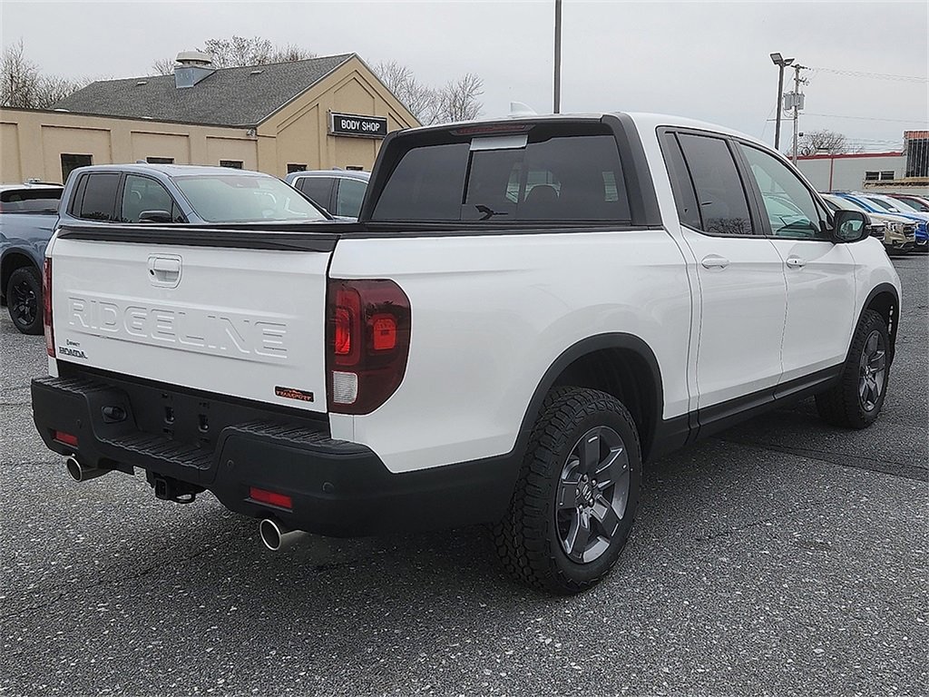 2025 Honda Ridgeline TrailSport photo 4