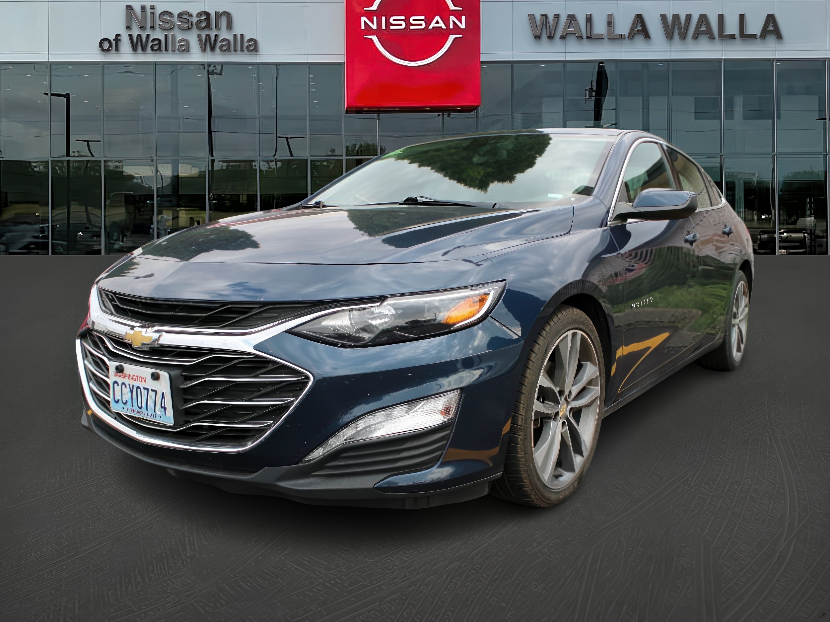 2022 Chevrolet Malibu 1LT photo 3