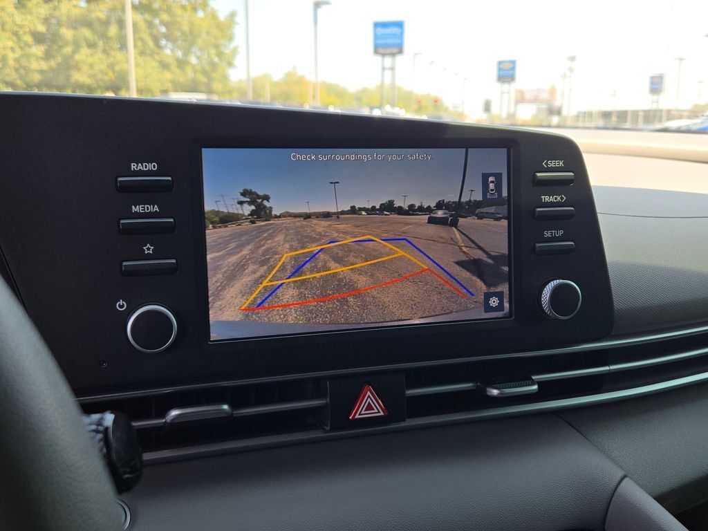 2023 Hyundai Elantra SEL photo 22
