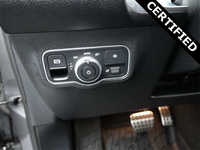 2024 Mercedes Benz GLB 250 photo 20