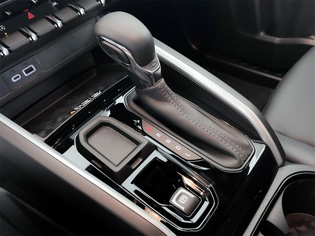 2026 Chevrolet Colorado LT photo 21