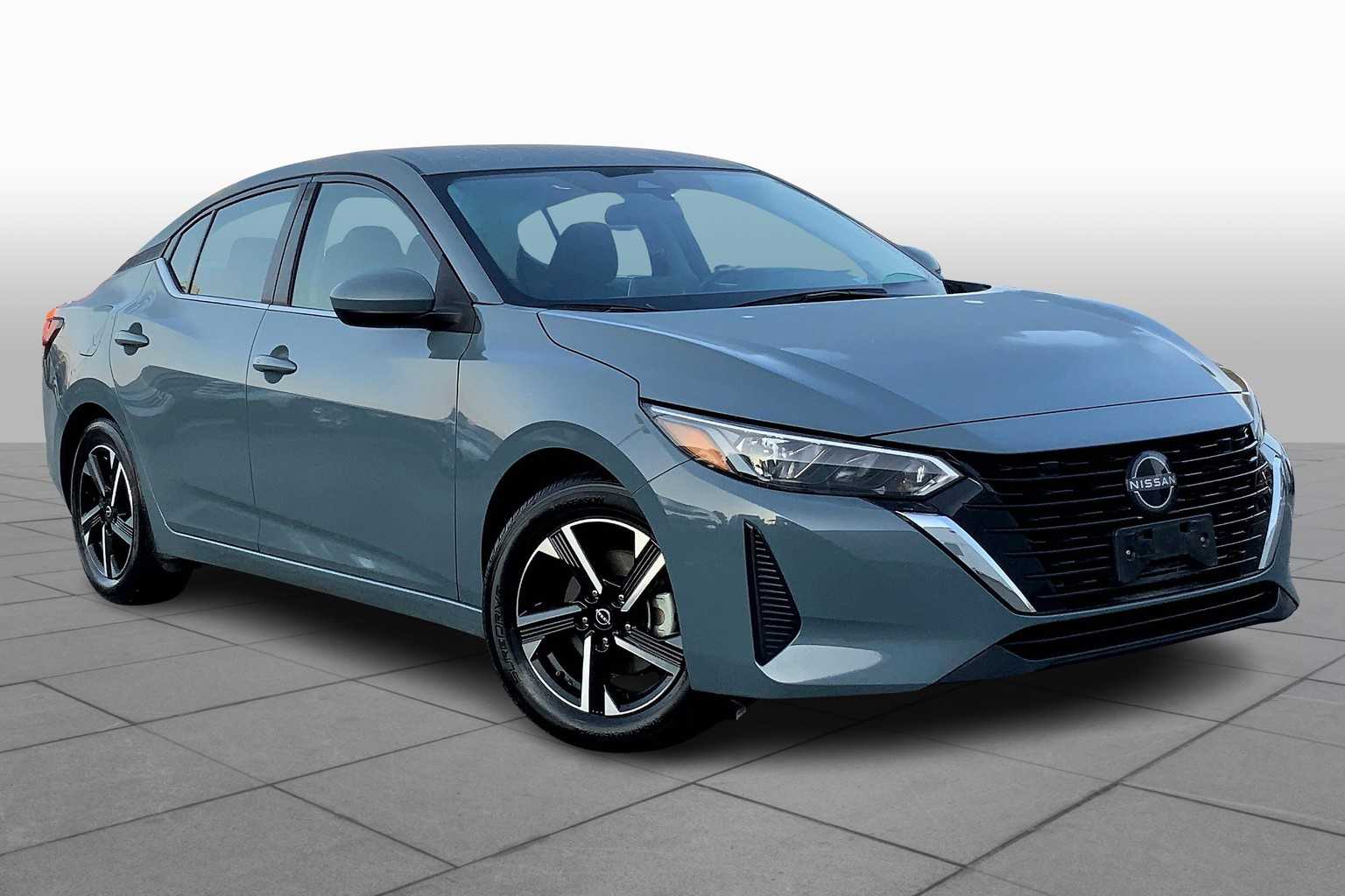 2024 Nissan Sentra SV photo 2