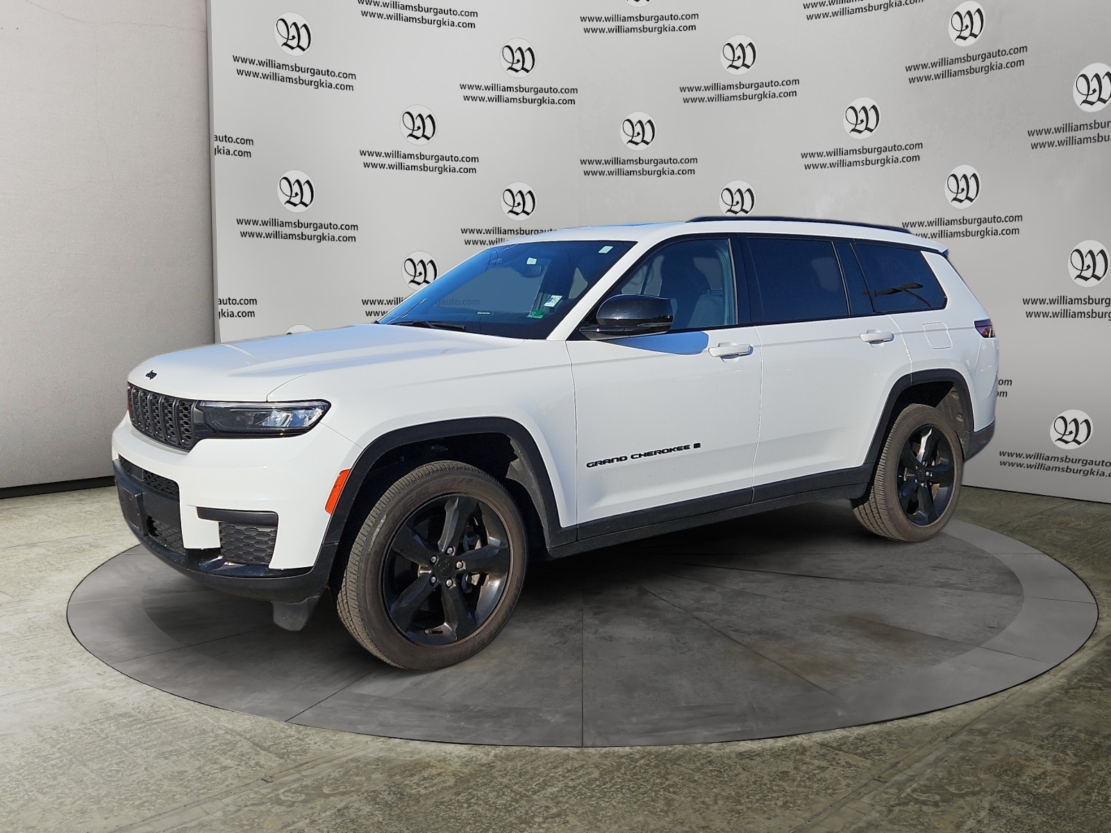 2024 Jeep Grand Cherokee L Altitude's photo