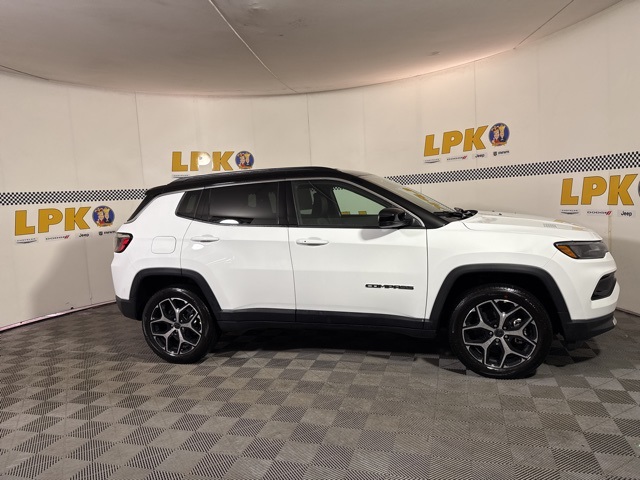 2026 Jeep Compass Limited photo 2
