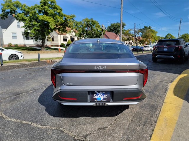 2025 Kia K4 LXS photo 4