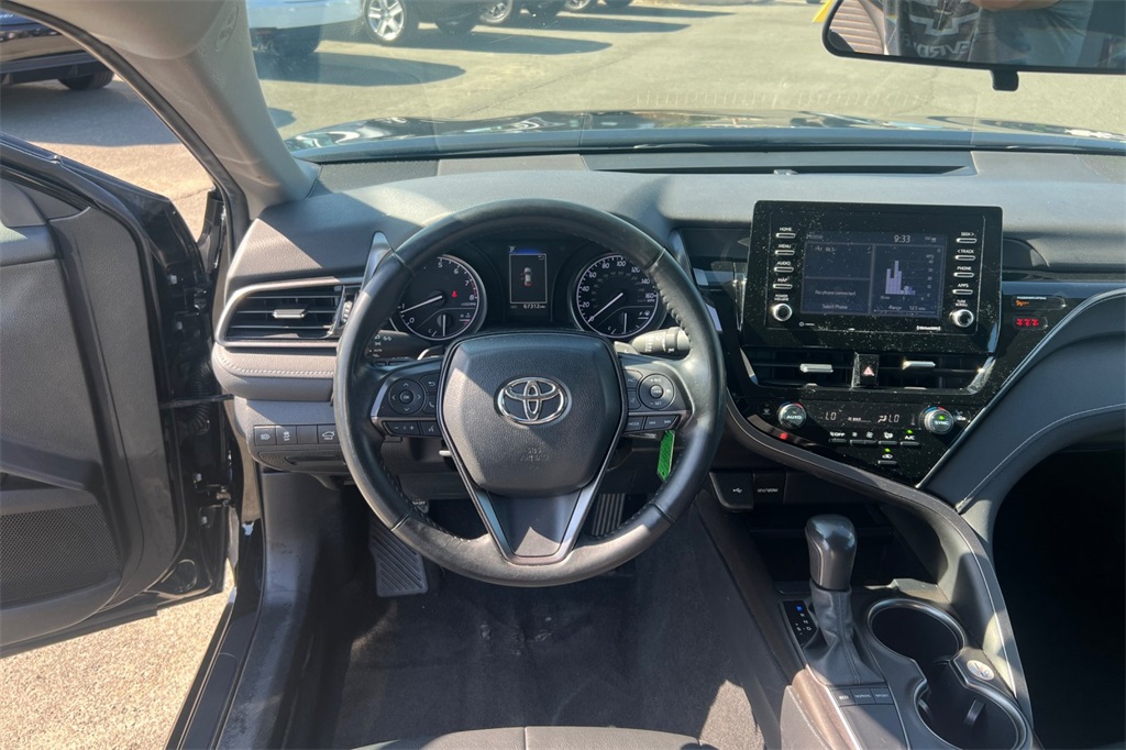 2022 Toyota Camry SE photo 19
