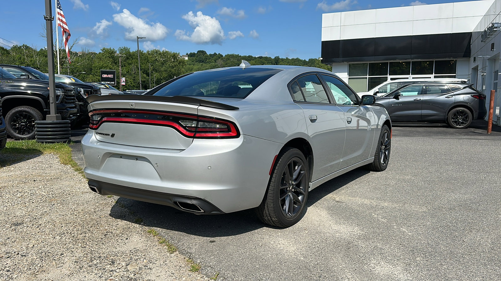 2022 Dodge Charger SXT AWD photo 4