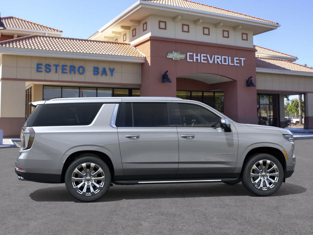2025 Chevrolet Suburban Premier photo 4
