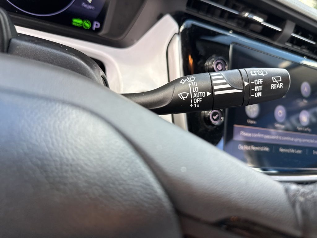 2022 Chevrolet Bolt EUV Premier photo 20