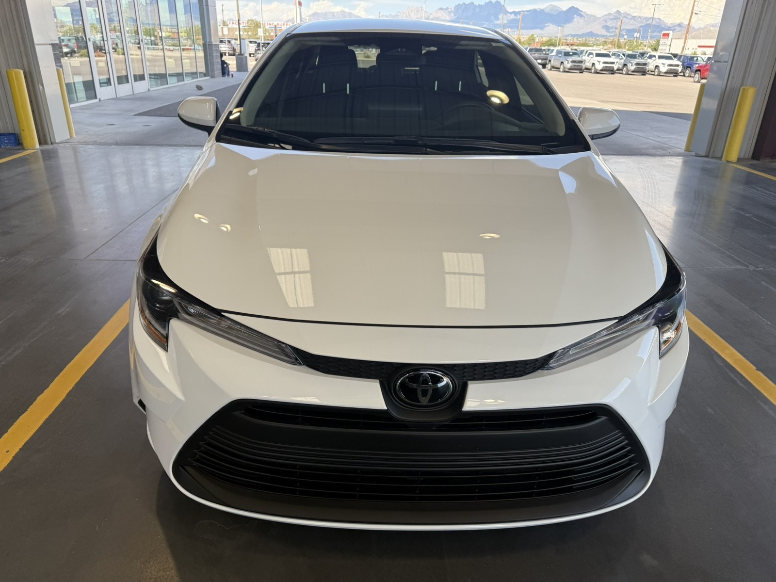 Used 2025 WHITE Toyota LE image 8