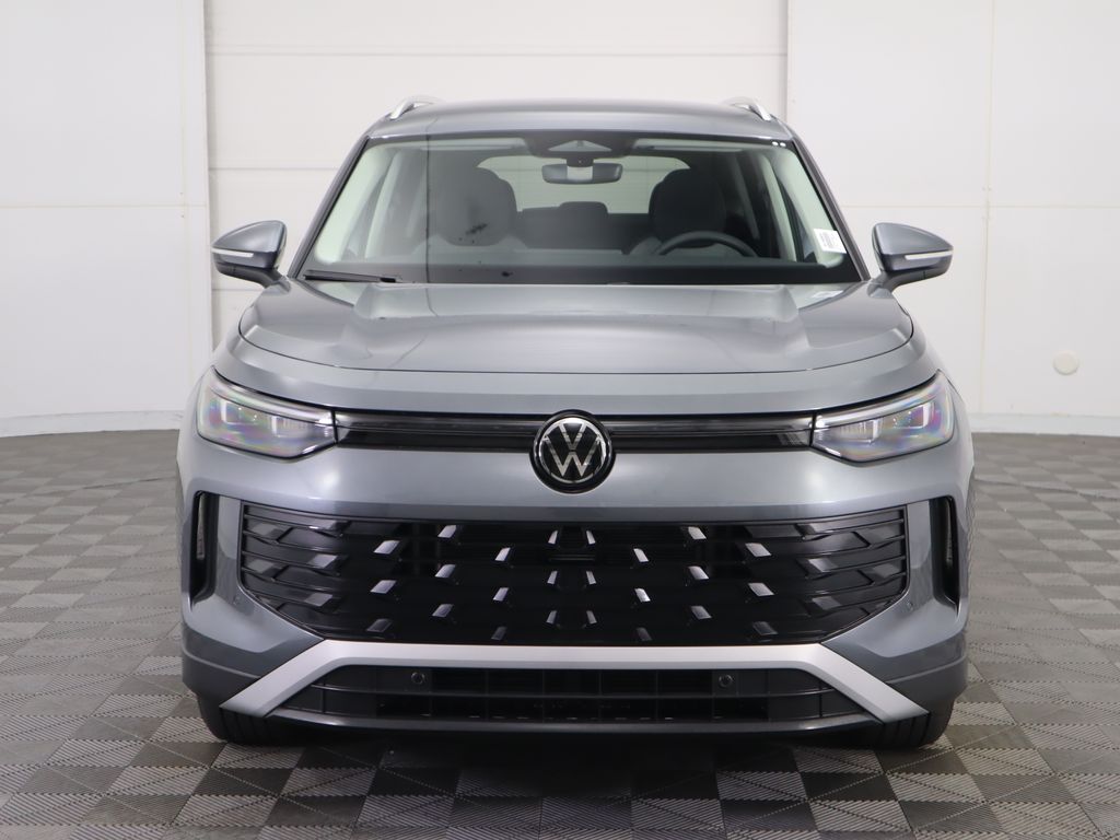 2025 Volkswagen Tiguan S photo 3