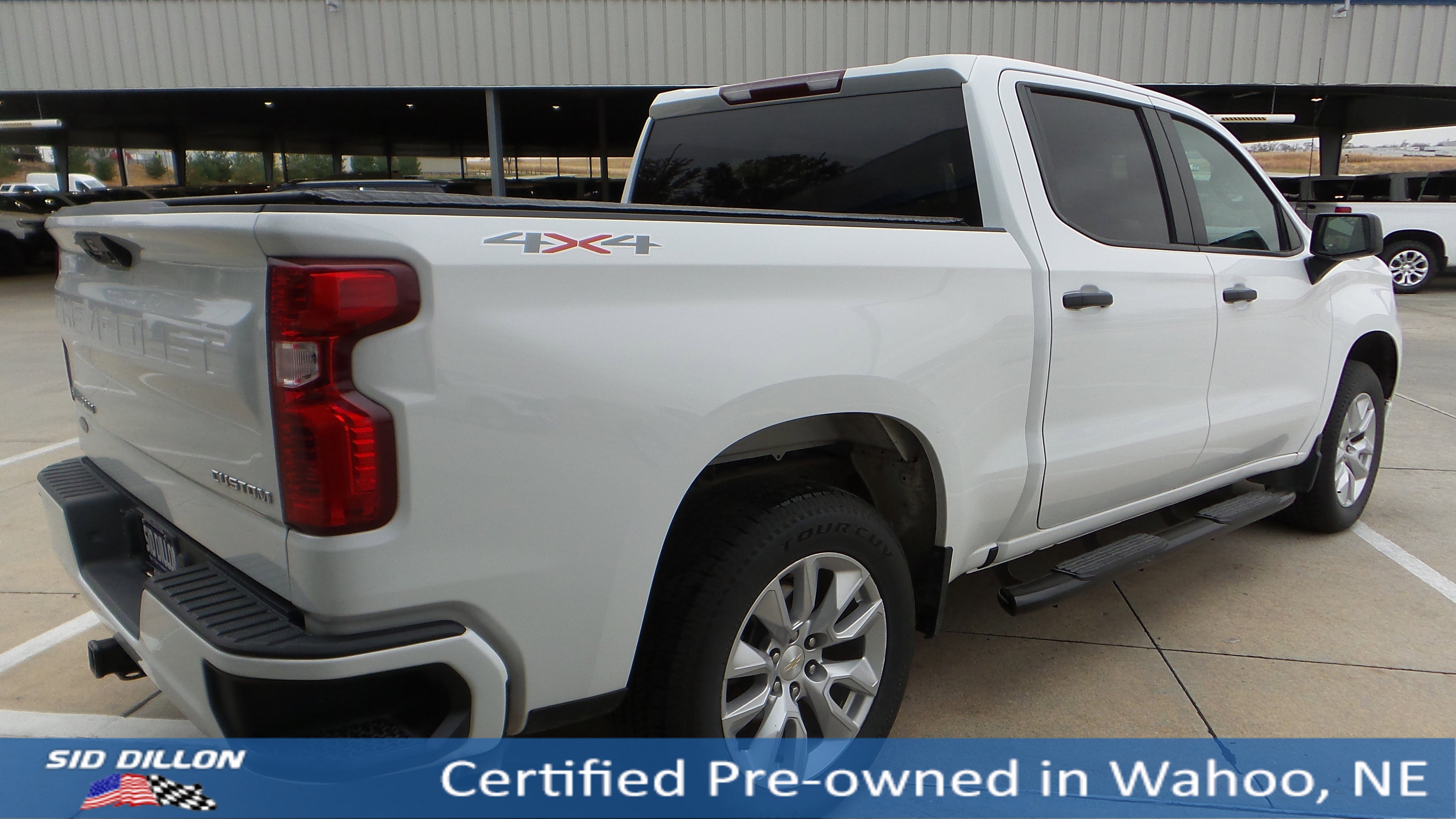 2022 Chevrolet Silverado 1500 Custom photo 4