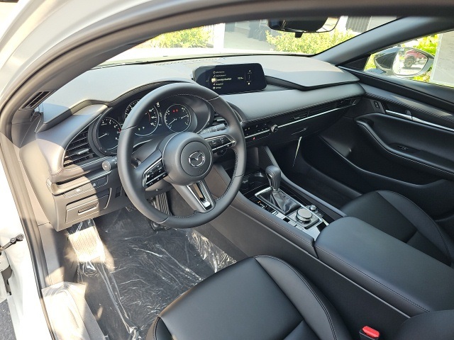 2025 Mazda Mazda3 Hatchback 2.5 Select Sport photo 11