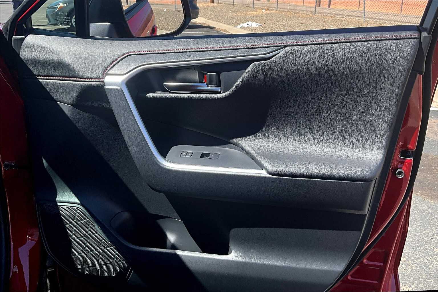 2025 Toyota RAV4 Prime XSE Premium photo 22